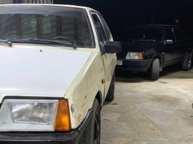 Белый ВАЗ 2108, объемом двигателя 1.5 л и пробегом 3 тыс. км за 642 $, фото 1 на Automoto.ua