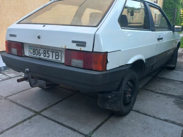 Белый ВАЗ 2108, объемом двигателя 1.5 л и пробегом 89 тыс. км за 10500 $, фото 3 на Automoto.ua