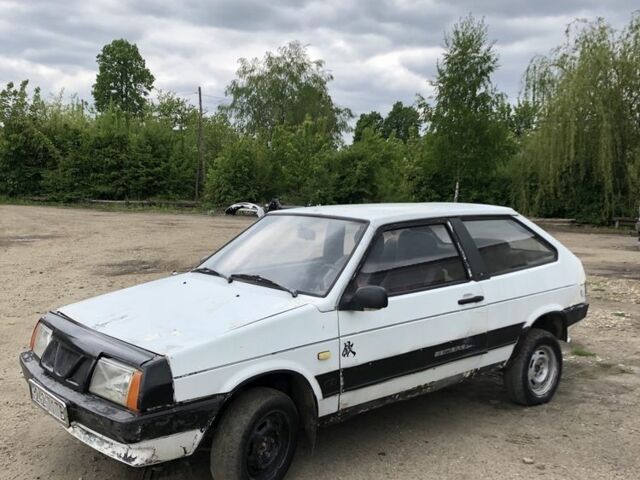 Белый ВАЗ 2108, объемом двигателя 1.3 л и пробегом 200 тыс. км за 350 $, фото 7 на Automoto.ua