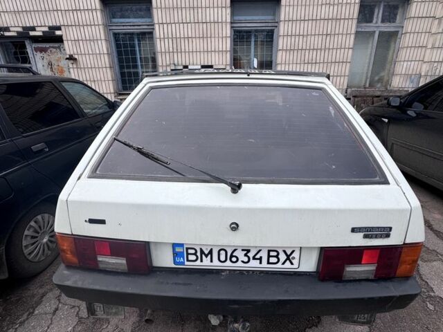 Белый ВАЗ 2108, объемом двигателя 1.3 л и пробегом 150 тыс. км за 1000 $, фото 1 на Automoto.ua