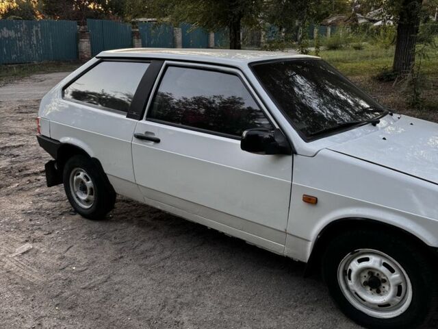 Белый ВАЗ 2108, объемом двигателя 1.3 л и пробегом 31 тыс. км за 991 $, фото 2 на Automoto.ua