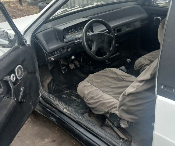 Білий ВАЗ 2108, об'ємом двигуна 1.3 л та пробігом 30 тис. км за 399 $, фото 6 на Automoto.ua