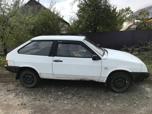 Белый ВАЗ 2108, объемом двигателя 1.3 л и пробегом 380 тыс. км за 591 $, фото 8 на Automoto.ua