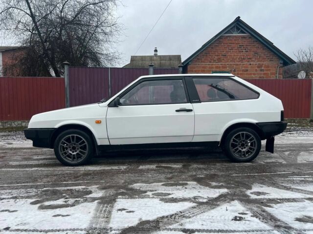 Белый ВАЗ 2108, объемом двигателя 1.6 л и пробегом 175 тыс. км за 1500 $, фото 5 на Automoto.ua