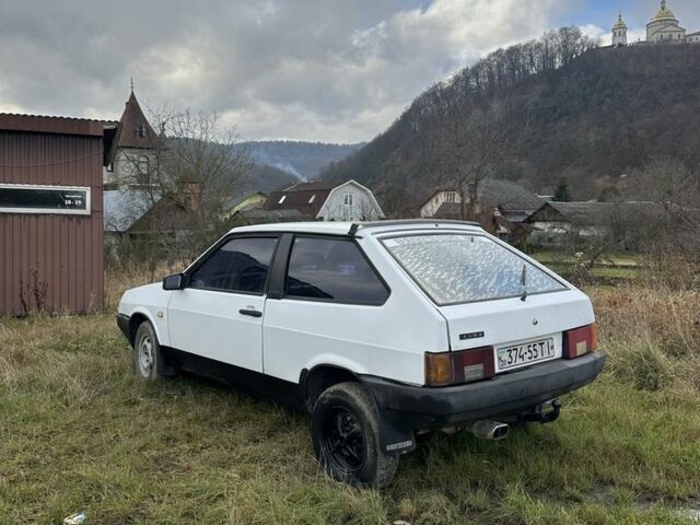 Белый ВАЗ 2108, объемом двигателя 0 л и пробегом 100 тыс. км за 400 $, фото 3 на Automoto.ua