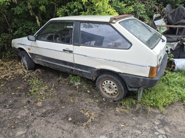 Білий ВАЗ 2108, об'ємом двигуна 0 л та пробігом 100 тис. км за 400 $, фото 1 на Automoto.ua