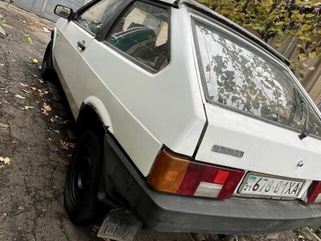 Белый ВАЗ 2108, объемом двигателя 1.5 л и пробегом 100 тыс. км за 766 $, фото 3 на Automoto.ua