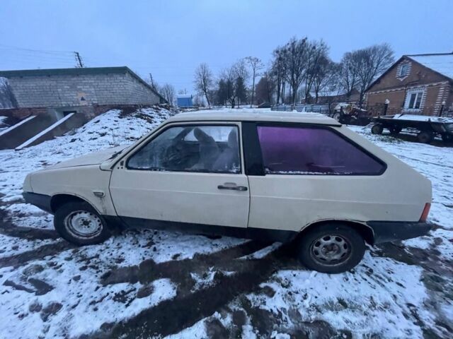 Белый ВАЗ 2108, объемом двигателя 1.5 л и пробегом 42 тыс. км за 900 $, фото 7 на Automoto.ua