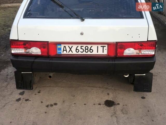 Белый ВАЗ 2108, объемом двигателя 1.1 л и пробегом 130 тыс. км за 1500 $, фото 6 на Automoto.ua