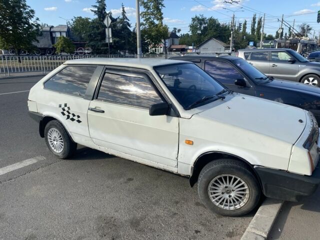 Белый ВАЗ 2108, объемом двигателя 1.6 л и пробегом 90 тыс. км за 680 $, фото 7 на Automoto.ua