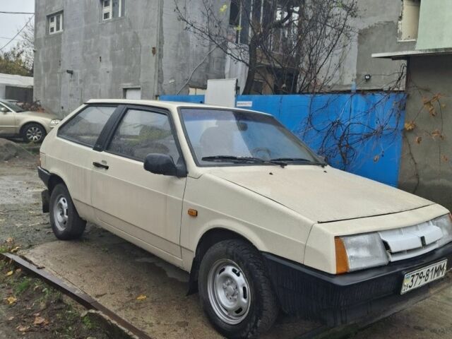 Белый ВАЗ 2108, объемом двигателя 1.9 л и пробегом 290 тыс. км за 708 $, фото 2 на Automoto.ua