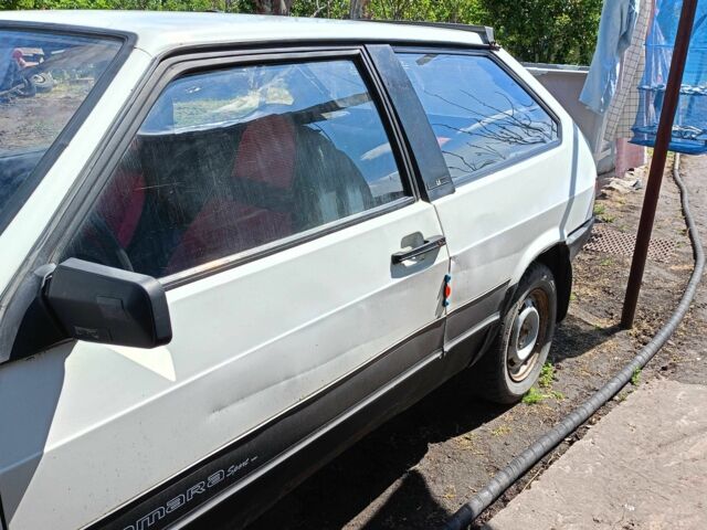 Белый ВАЗ 2108, объемом двигателя 0 л и пробегом 30 тыс. км за 25000 $, фото 2 на Automoto.ua