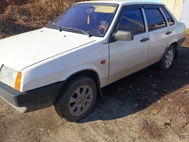 Белый ВАЗ 2108, объемом двигателя 0 л и пробегом 3 тыс. км за 1668 $, фото 2 на Automoto.ua