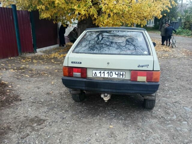 Бежевый ВАЗ 2108, объемом двигателя 1 л и пробегом 1 тыс. км за 425 $, фото 3 на Automoto.ua