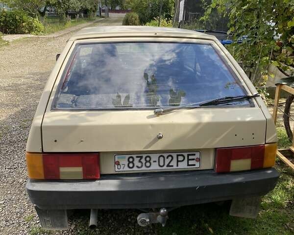 Бежевый ВАЗ 2108, объемом двигателя 1.3 л и пробегом 300 тыс. км за 450 $, фото 1 на Automoto.ua