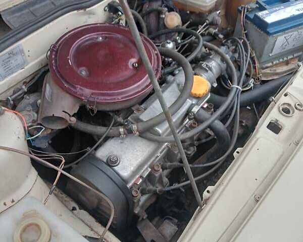 Бежевый ВАЗ 2108, объемом двигателя 1.29 л и пробегом 175 тыс. км за 950 $, фото 3 на Automoto.ua