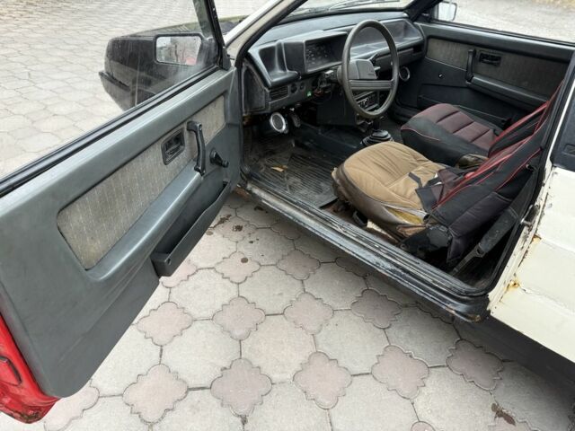 Бежевый ВАЗ 2108, объемом двигателя 1.5 л и пробегом 999 тыс. км за 450 $, фото 9 на Automoto.ua