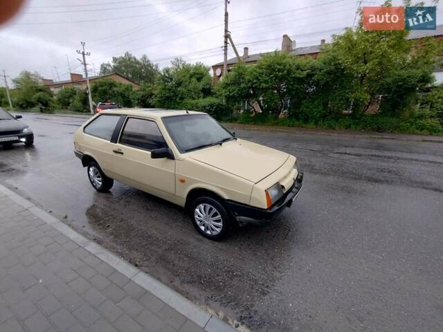 Бежевый ВАЗ 2108, объемом двигателя 1.29 л и пробегом 200 тыс. км за 850 $, фото 4 на Automoto.ua