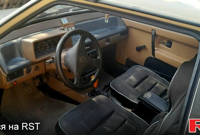 Бежевый ВАЗ 2108, объемом двигателя 1.3 л и пробегом 70 тыс. км за 850 $, фото 1 на Automoto.ua