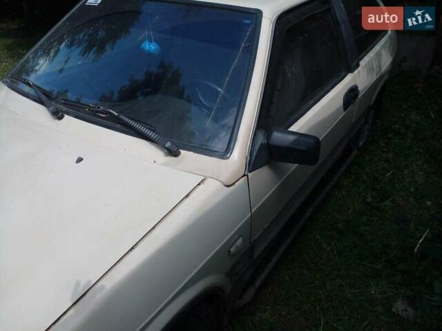 Бежевый ВАЗ 2108, объемом двигателя 1.3 л и пробегом 200 тыс. км за 900 $, фото 1 на Automoto.ua