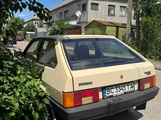 Бежевый ВАЗ 2108, объемом двигателя 1.3 л и пробегом 100 тыс. км за 1500 $, фото 3 на Automoto.ua