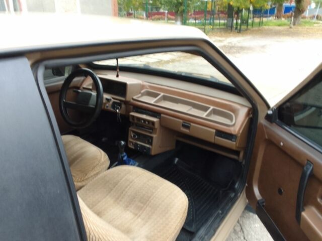 ВАЗ 2108 1986 в Новом Буге на Automoto.ua Бежевый ВАЗ 2108, объемом двигателя 1.3 л и пробегом 137 тыс. км за 1350 $, фото 4 на Automoto.ua