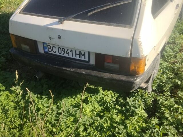 Бежевый ВАЗ 2108, объемом двигателя 1.3 л и пробегом 40 тыс. км за 300 $, фото 3 на Automoto.ua