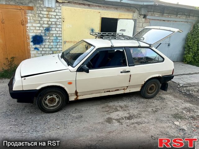Бежевый ВАЗ 2108, объемом двигателя 1.3 л и пробегом 187 тыс. км за 470 $, фото 1 на Automoto.ua