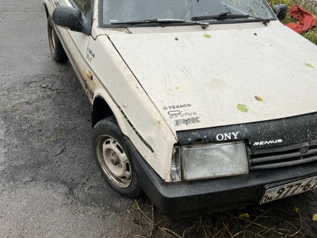 ВАЗ 2108 1987 в Кривом Роге на Automoto.ua Бежевый ВАЗ 2108, объемом двигателя 1.3 л и пробегом 1000 тыс. км за 368 $, фото 5 на Automoto.ua