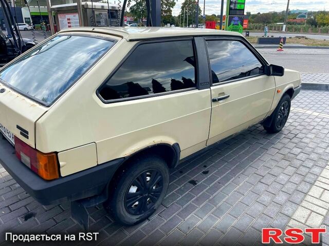 Бежевый ВАЗ 2108, объемом двигателя 1.3 л и пробегом 200 тыс. км за 1300 $, фото 4 на Automoto.ua