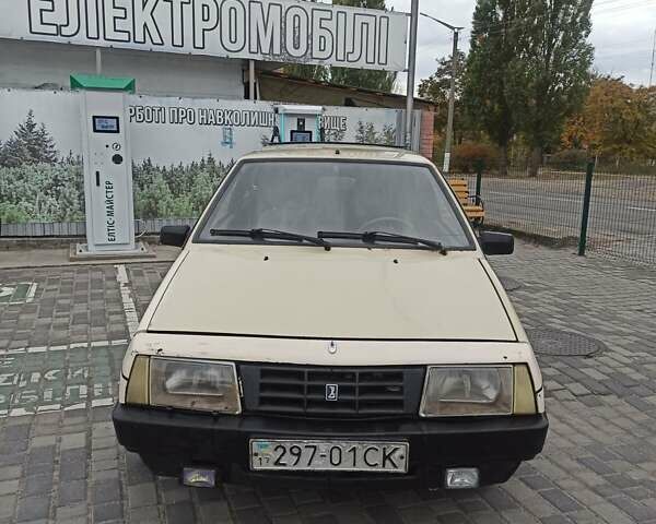 Бежевий ВАЗ 2108, об'ємом двигуна 1.5 л та пробігом 211 тис. км за 497 $, фото 1 на Automoto.ua