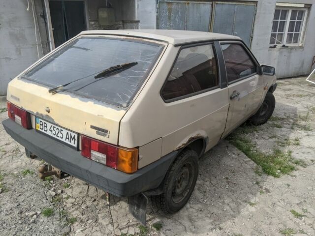 Бежевый ВАЗ 2108, объемом двигателя 0 л и пробегом 200 тыс. км за 700 $, фото 2 на Automoto.ua