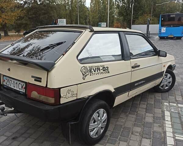 Бежевий ВАЗ 2108, об'ємом двигуна 1.5 л та пробігом 211 тис. км за 497 $, фото 4 на Automoto.ua