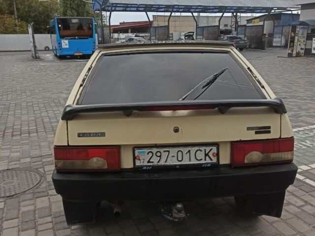 Бежевый ВАЗ 2108, объемом двигателя 1.5 л и пробегом 200 тыс. км за 497 $, фото 5 на Automoto.ua
