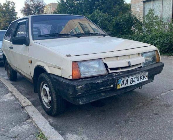 Бежевый ВАЗ 2108, объемом двигателя 1.3 л и пробегом 120 тыс. км за 331 $, фото 1 на Automoto.ua