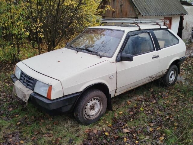 Бежевый ВАЗ 2108, объемом двигателя 0 л и пробегом 500 тыс. км за 714 $, фото 2 на Automoto.ua