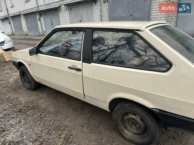 Бежевый ВАЗ 2108, объемом двигателя 1.3 л и пробегом 250 тыс. км за 750 $, фото 3 на Automoto.ua