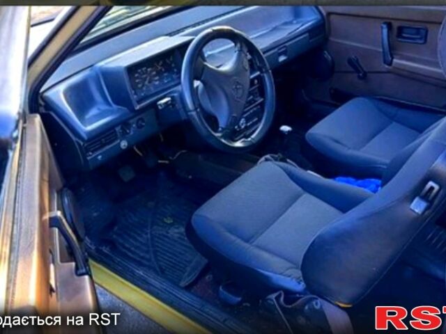 Бежевий ВАЗ 2108, об'ємом двигуна 1.5 л та пробігом 0 тис. км за 750 $, фото 2 на Automoto.ua