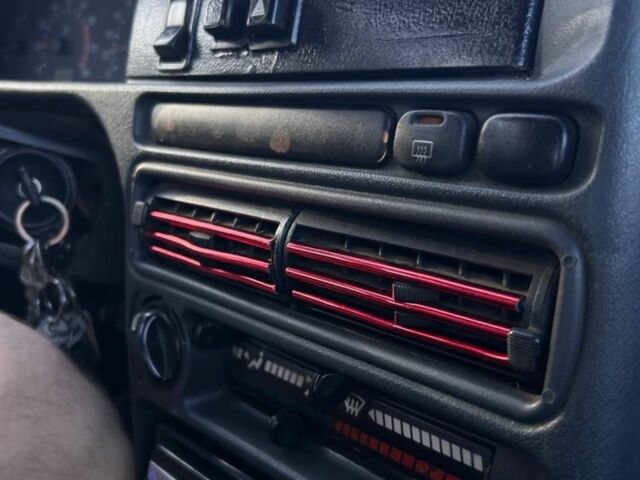 Бежевый ВАЗ 2108, объемом двигателя 1.3 л и пробегом 300 тыс. км за 592 $, фото 1 на Automoto.ua