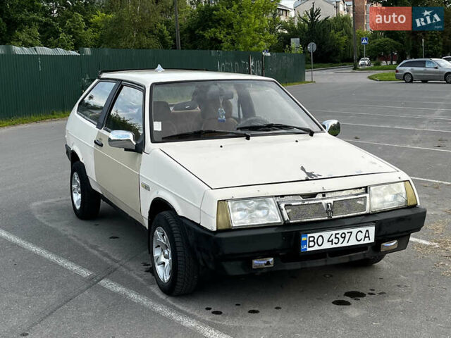Бежевый ВАЗ 2108, объемом двигателя 1.5 л и пробегом 999 тыс. км за 750 $, фото 1 на Automoto.ua