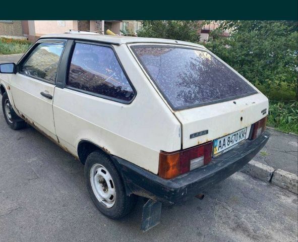 Бежевый ВАЗ 2108, объемом двигателя 1.3 л и пробегом 120 тыс. км за 331 $, фото 5 на Automoto.ua