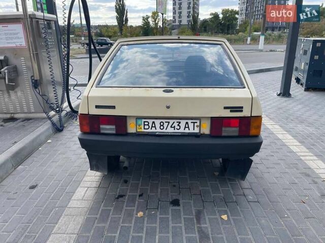 Бежевий ВАЗ 2108, об'ємом двигуна 1.29 л та пробігом 200 тис. км за 1300 $, фото 5 на Automoto.ua