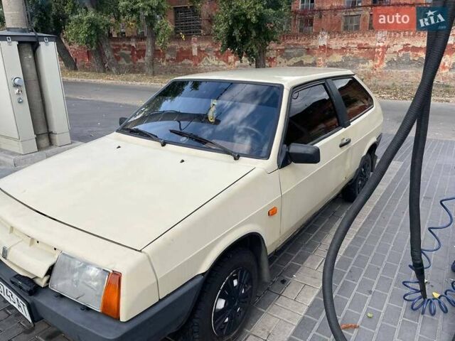 Бежевий ВАЗ 2108, об'ємом двигуна 1.29 л та пробігом 200 тис. км за 1300 $, фото 1 на Automoto.ua