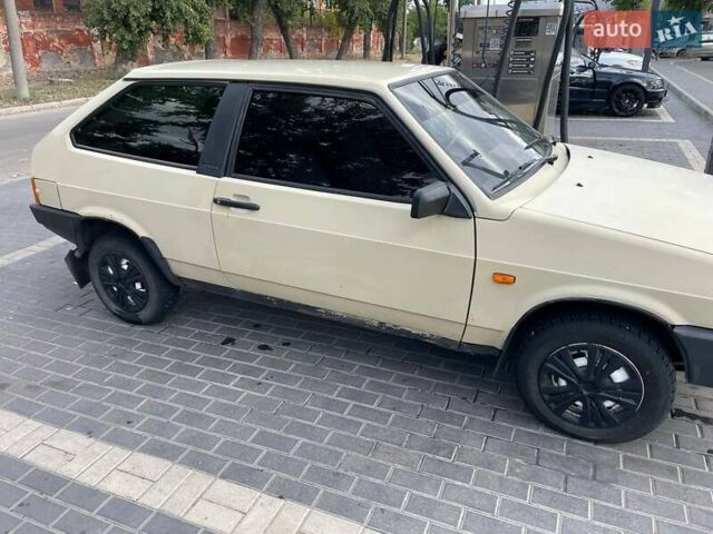 Бежевий ВАЗ 2108, об'ємом двигуна 1.29 л та пробігом 200 тис. км за 1300 $, фото 2 на Automoto.ua