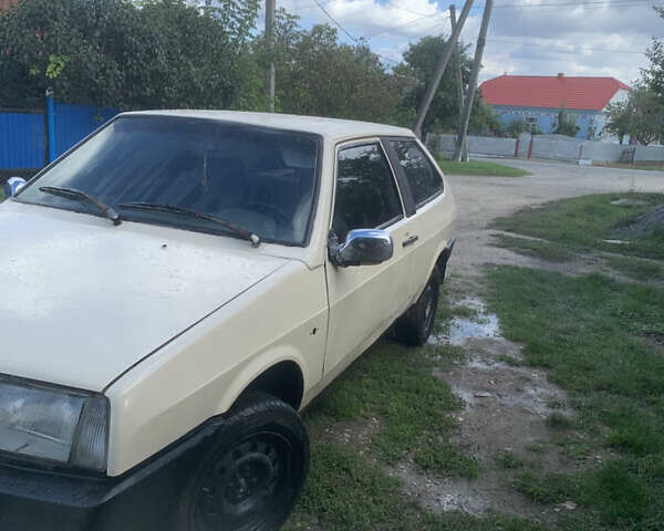 Бежевый ВАЗ 2108, объемом двигателя 1.29 л и пробегом 328 тыс. км за 850 $, фото 2 на Automoto.ua