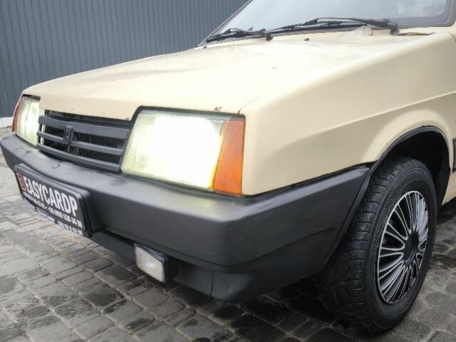 Бежевый ВАЗ 2108, объемом двигателя 0 л и пробегом 333 тыс. км за 600 $, фото 8 на Automoto.ua