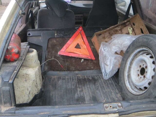 Бежевый ВАЗ 2108, объемом двигателя 1.3 л и пробегом 3 тыс. км за 476 $, фото 9 на Automoto.ua