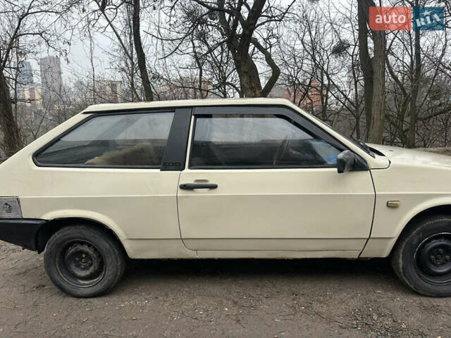 Бежевый ВАЗ 2108, объемом двигателя 1.3 л и пробегом 250 тыс. км за 750 $, фото 6 на Automoto.ua