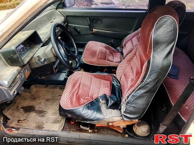 Бежевый ВАЗ 2108, объемом двигателя 1.3 л и пробегом 185 тыс. км за 600 $, фото 6 на Automoto.ua