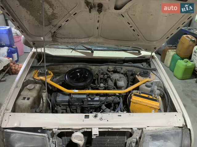 Бежевый ВАЗ 2108, объемом двигателя 1.29 л и пробегом 328 тыс. км за 850 $, фото 7 на Automoto.ua